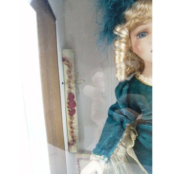 Vintage Keepsake Memories Genuine Fine Bisque Porcelain Doll - Picture 4 of 5